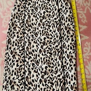 NWT White House Black Market Animal Print Pencil Skirt